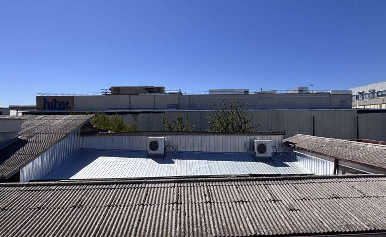 Cubierta industrial intervenida